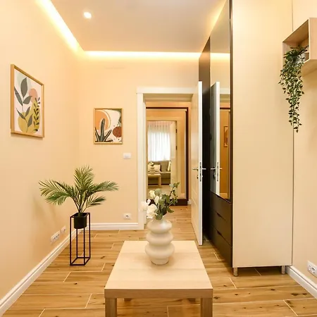 Green Leafy - Ideal 2 Bedroom * Brasov