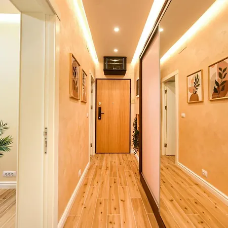 Green Leafy - Ideal 2 Bedroom